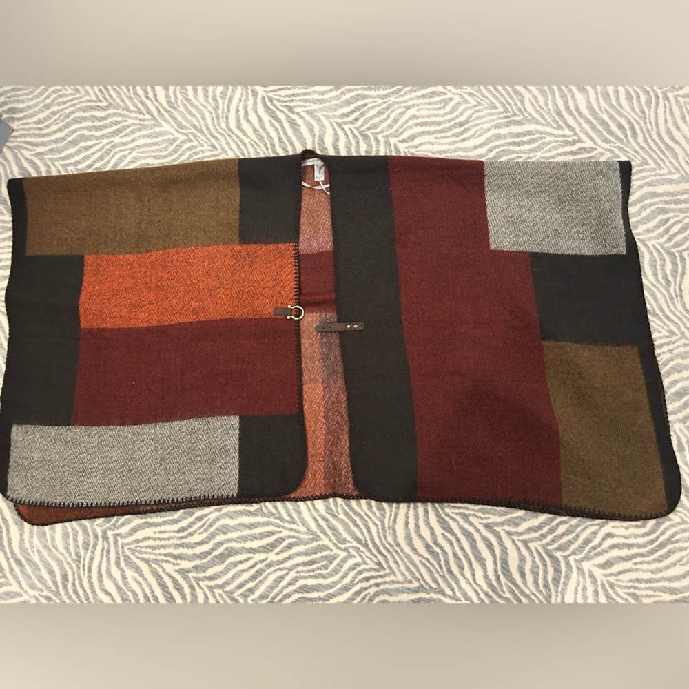 Marc New York Poncho Cape Shawl in Deep Plaid